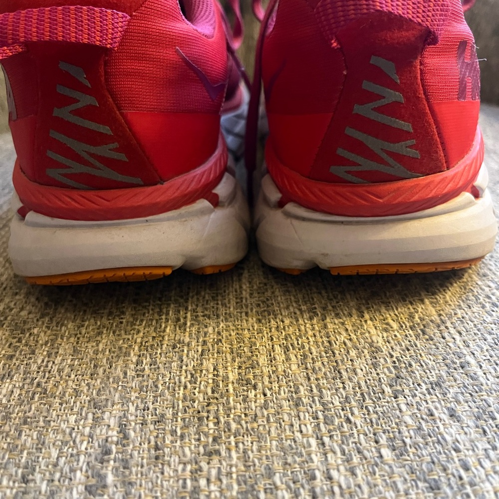 Hoka One Athletic Shoes size 8.5 - Picture 6 of 11